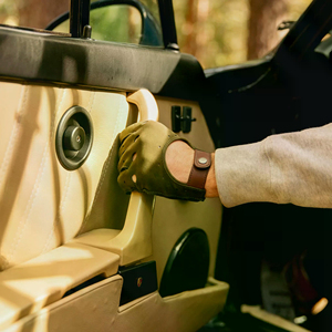 Gants de conduite antidérapants en cuir véritable au design personnalisé Gants antidérapants confortables et en vente chaude - Product Image 2