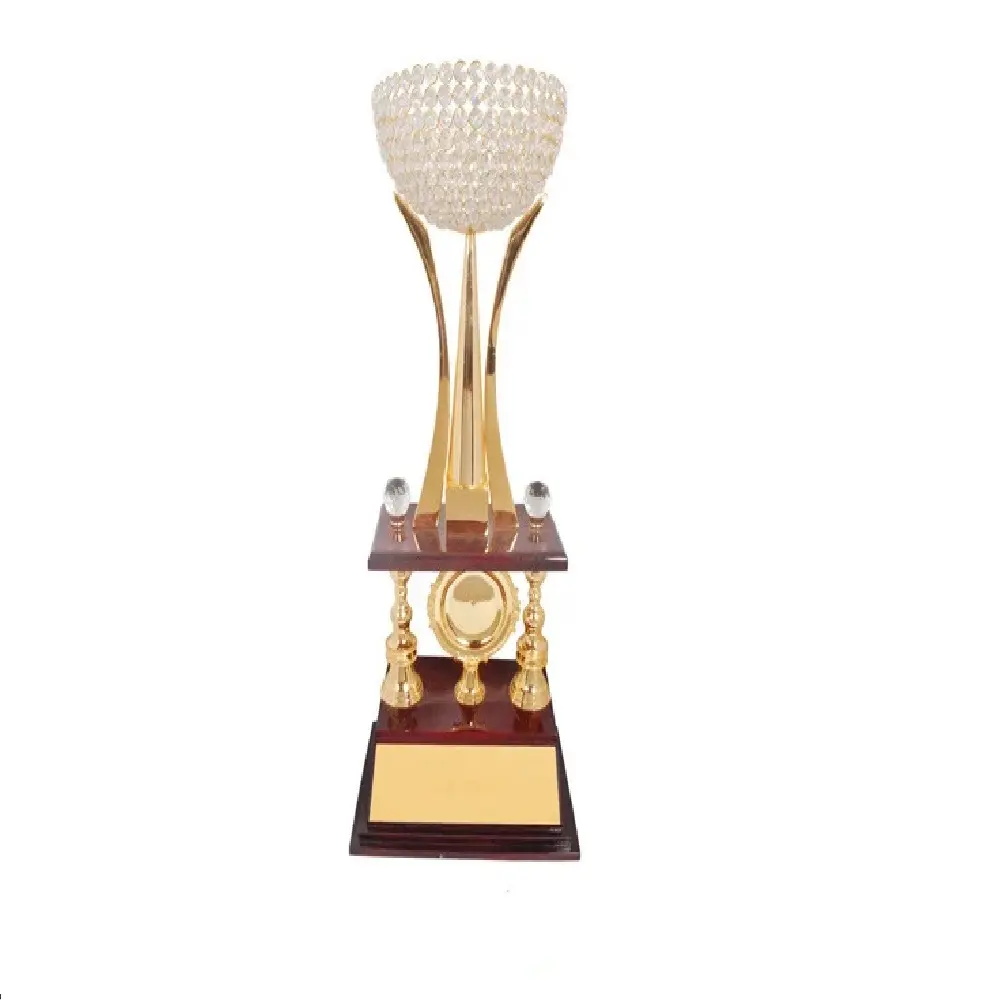 पीतल हीरा कप स्टाइलिश ट्रॉफी पुरस्कार अनुकूलित शैली ट्रॉफी सजावटी सोने की पहली पुरस्कार ट्रॉफी थोक मूल्य