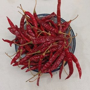 Le piment rouge sec exotique, une épice essentielle pour les cuisines du monde - Product Image 4