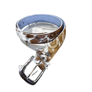 Cinturón de Cuero Vacuno Genuino con Pelo para Hombre |   Cinturón Resistente de Estilo Occidental Hecho a Mano con Hebilla de Aleación Ecológica - Product Image 1