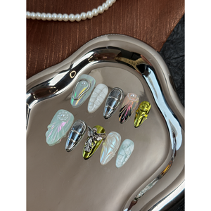 Cyber Muse Press-On Nail : élégant et tendance - Product Image 3