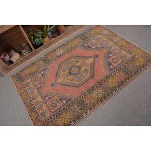 Tapis d'appoint vintage turc 3,7x5,4 pieds, tapis persan rouge en laine - Product Image 4