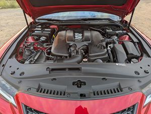 Lexus IS 500 Sport Performance Premium ปี 2023 สภาพดีเยี่ยม เครื่องยนต์ V8 แบบดูดอากาศธรรมชาติ 472 แรงม้า พร้อมระบบอินฟราเรด ไม่ได้ดัดแปลงใดๆ - Product Image 6