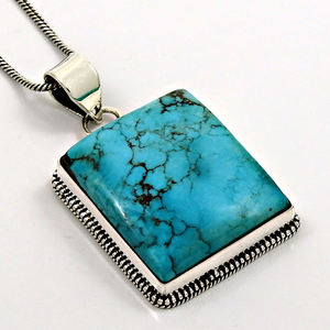 Fabuleux look 925 argent Sterling naturel Turquoise pierre précieuse forme carrée pendentif bijoux faits à la main prix de gros fournisseur en vrac - Product Image 1