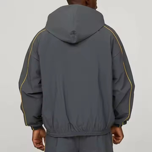Survêtement en nylon surdimensionné de haute qualité Ensemble veste et jogging sur mesure Survêtements imperméables réfléchissants - Product Image 3