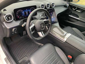 Mercedes-Benz Clase C C 300 4MATIC 2023 Usado en Buen Estado - Product Image 3