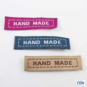 Logo 3D haute densité personnalisé étiquette tissée écologique étiquette de soin du cou en satin pour vêtements presse à repasser et à chaud pli d'un côté - Product Image 2