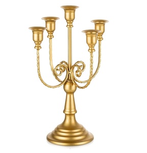 Candelabros de aluminio y metal de 5 brazos con diseño personalizado, decoración para el hogar más sostenible para bodas, disponible en varias formas - Product Image 1