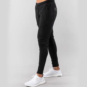 Pantalones de chándal informales para hombre con decoración bordada Último diseño Servicios OEM para ropa de hombre Precio bajo y buen material - Product Image 1