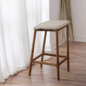 Vente de chaises souples Mini Caffe en mousse et en teck de qualité supérieure pour les cafés. - Product Image 3