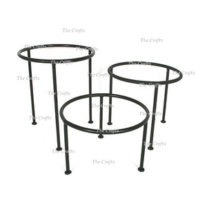 Juego de Dos Soportes para Servir Pizza de Hierro Hechos a Mano en Color Negro con Mango de Madera, Tamaño y Forma Personalizables - Marca The Crafts - Product Image 6