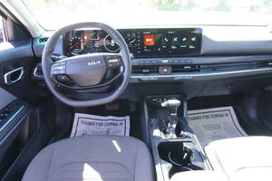 Kia K4 EX 2025 USADO - Product Image 5