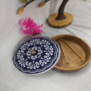 Boîte à roti en bois imprimé noir et marron avec pince en forme de boîte à chapati de forme ronde de haute qualité avec couvercle détachable - Product Image 4