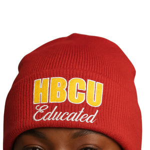 Gorro de Chenille Acrílico Rojo Brillante con Bordado Personalizado para Hermandades Griegas HBCU, Listo para la Playa - Product Image 4