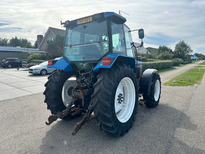 Tracteur agricole multifonctionnel Ford 6640 85 CV 4x4 haute productivité en excellent état avec moteur et boîte de vitesses - Prix de gros - Product Image 6