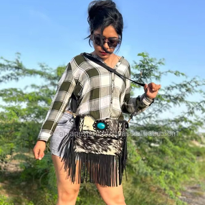 Sac à main en cuir de vachette avec franges en fourrure, style western, pierres précieuses, franges, sac à bandoulière multi-usages - Product Image 6