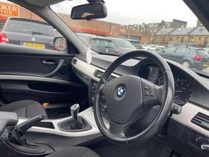 BMW Serie 3 2.0 318I 2010 USADO, Volante a la Izquierda/Derecha - Product Image 3