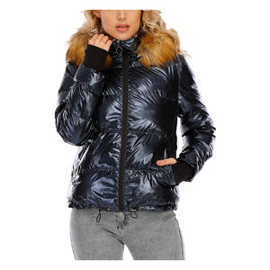 Veste à capuche pour femmes avec cordon de serrage réglable Manteau oversize pour femmes avec look streetwear - Product Image 5