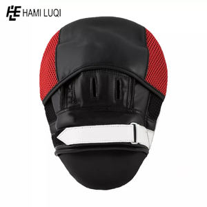 Almohadillas DE ENTRENAMIENTO DE BOXEO: manoplas resistentes con agarre seguro y malla transpirable para entrenamientos extremos - Product Image 2