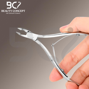 Pince à cuticules en acier inoxydable, coupe-ongles professionnel avec pointes aiguisées pour une manucure et une pédicure précises - Product Image 4