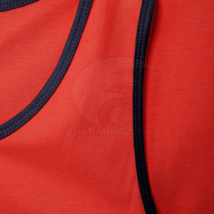 Débardeur homme sur mesure, design et taille personnalisés, idéal pour le fitness, best-seller, prix avantageux. - Product Image 4