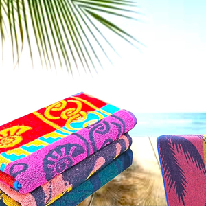 Toalla de playa de algodón de colores con patrones llamativos para vacaciones y diversión al aire libre - Product Image 3