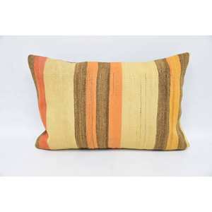 Oreiller Patchwork Kilim en Laine Beige 16x24 Pouces Coussin Décoratif Imprimé Floral et Vintage de Luxe Literie Portable - Product Image 1