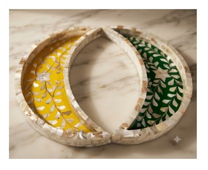 Brûleur d'encens artisanal en coquillage, forme demi-lune, motif floral jaune-vert, plateau décoratif aromatique toutes saisons, résine MOP MDF - Product Image 6