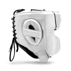 Protector de cabeza de boxeo de cuero personalizable, casco MMA elegante con diseño de envoltura de mano, equipo de protección de nuevo estilo - Product Image 2