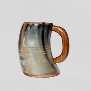 Jarra Vikinga Artesanal Ecológica de Cuerno de Búfalo Natural Indio, Taza de Café Pulida con Diseño Animal Elegante para el Hogar - Product Image 1