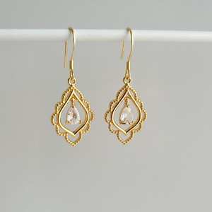 Boucles d'oreilles créoles en argent sterling 925 plaqué or avec charme en zircon, style vintage, cadeau d'anniversaire et de fête pour femmes - Product Image 6