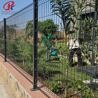 Clôture en treillis métallique triangulaire 3D moderne pour extérieur, en acier à faible teneur en carbone, revêtement PVC, antirouille, durable, pour la sécurité du jardin et de la maison
