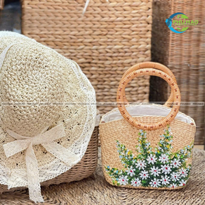 Bolso pequeño y elegante con jacinto de agua, diseño sostenible a la moda con forro de algodón y dos asas personalizable - Product Image 4
