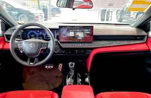 NUEVO TOYOTA CAMRY SPORT 2025, 5 PLAZAS, 13 KM, 199 HP, 4 CILINDROS, TRANSMISIÓN AUTOMÁTICA - Product Image 2