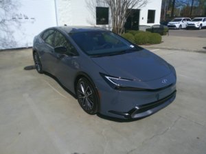 Toyota Prius XLE 2026 Usado en Buen Estado - Product Image 2