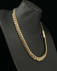 Cadena de eslabones cubanos de 12MM VVS1 Moissanite con oro blanco de 14K acabado en plata de ley 925, el Probador de diamantes - Product Image 2