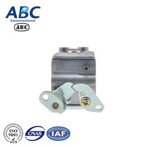 Scie à chaîne P350 <span class=keywords><strong>351</strong></span> pièces de rechange de tronçonneuse à essence de vente chaude <span class=keywords><strong>carburateur</strong></span> tronçonneuse partenaire 350 <span class=keywords><strong>351</strong></span> 370 371 420 Carb - Product Image 5