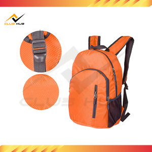 Vente en gros de sac à dos d'école pliable écologique en nylon avec logo personnalisé Grand sac étudiant 50-70L Aventurier moderne - Product Image 5