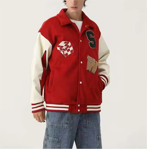 Chaqueta informal universitaria para hombre con interior cálido y parche sutil de chenilla adecuado tanto para ropa de campus como de viaje - Product Image 2