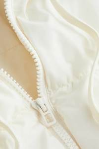 Custom Logo Ladies Winter Quilted Solid Knitted Eco-Friendly Waterproof Coat <b>Plus</b> <b>Size</b> OEM Custom Made Puffer - Product Image 3