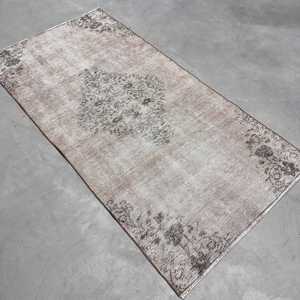 Tapis turc 3,1 x 6,1 pieds, gris, plantes et arbres, tapis vintage en laine - Product Image 3