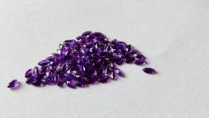 พลอยควอตซ์อเมทิสต์แอฟริกันธรรมชาติ3X6mm เจียระไนแบบเหลี่ยมเพชรพลอยหลวมคุณภาพสูงขายส่งมาก - Product Image 2