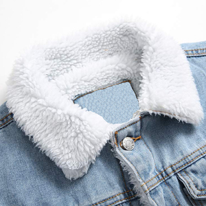 เสื้อแจ็คเก็ตยีนส์ดีไซน์คลาสสิกสำหรับผู้ชาย ระบายอากาศได้ดี สีพื้นเรียบง่าย ผ้าทันสมัยสำหรับผู้ชาย - Product Image 3