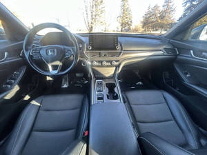 Honda Accord Hybrid Sport 2022 en Perfecto Estado - Product Image 4