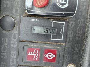 รถแทรกเตอร์คูโบต้า MX5200 พร้อมอุปกรณ์ตักดินด้านหน้ารุ่น 2150B - Product Image 4