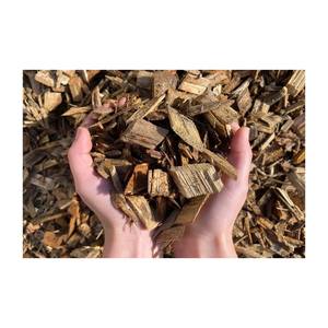 Virutas de madera dura a granel listas para su envío a distribuidores y fabricantes - Product Image 5