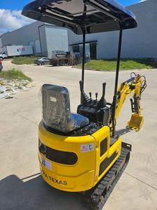 Miniexcavadora de Gasolina 319 B&S con Pluma Oscilante y Cubierta, Excavadora de Orugas de 1.2-4 Toneladas para Uso Doméstico - Product Image 2