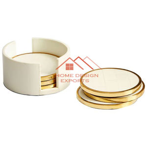 Sous-verres en métal martelé en laiton pour la décoration de la table à manger à la maison ou au bureau - Product Image 3