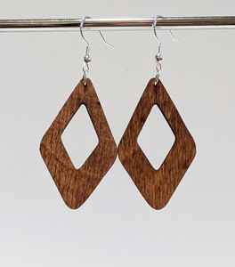 Lujosos pendientes de madera de nuevo estilo hechos a mano para damas, ropa de fiesta con acabado, producto artesanal natural - Product Image 3