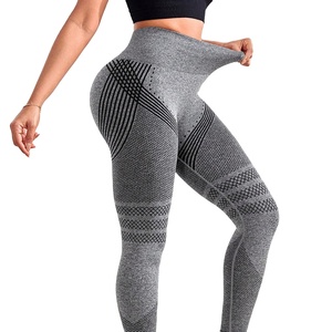 Pantalones de yoga sin costuras para mujer con logotipo personalizado cintura alta estilo deportivo línea sexy levantamiento de glúteos gimnasio fitness leggins - Product Image 2